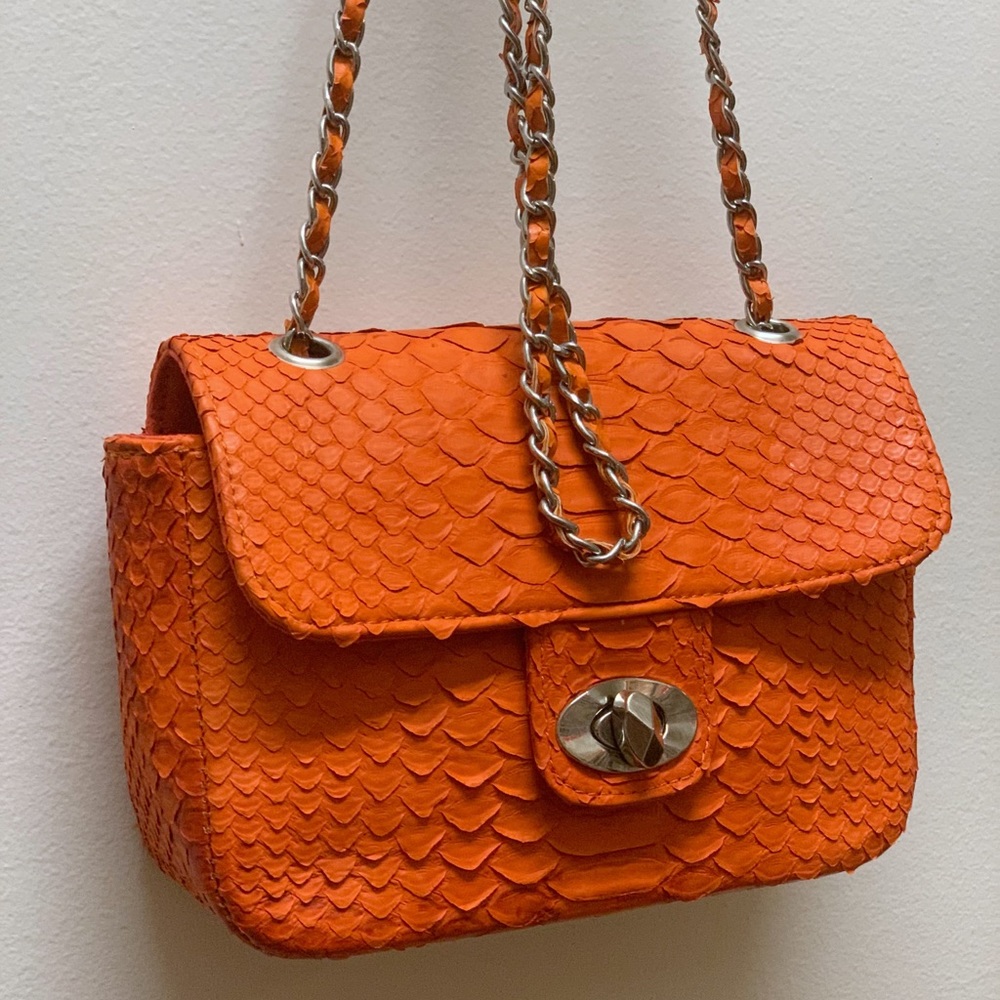 NEW GENUINE PITHON ORANGE PURSE 🔥